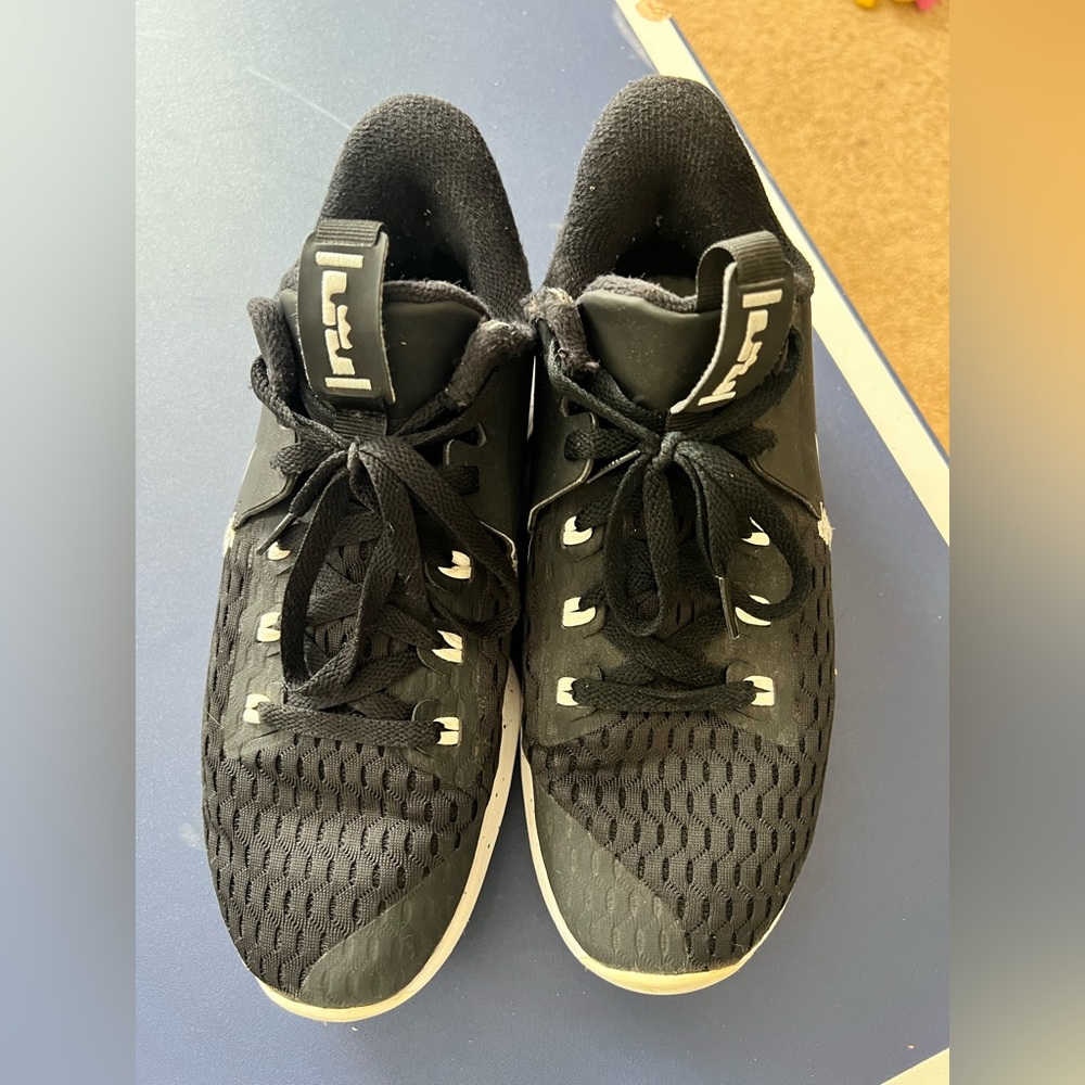 Nike basketball shoes